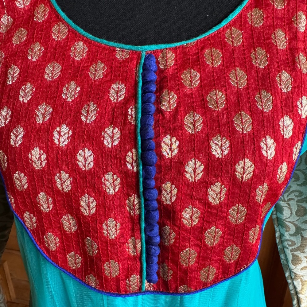 Turquoise Anarkali Pullover Dress with Red & Multicolor Embroidered Hem (Sm~Med) - Picture 14 of 17
